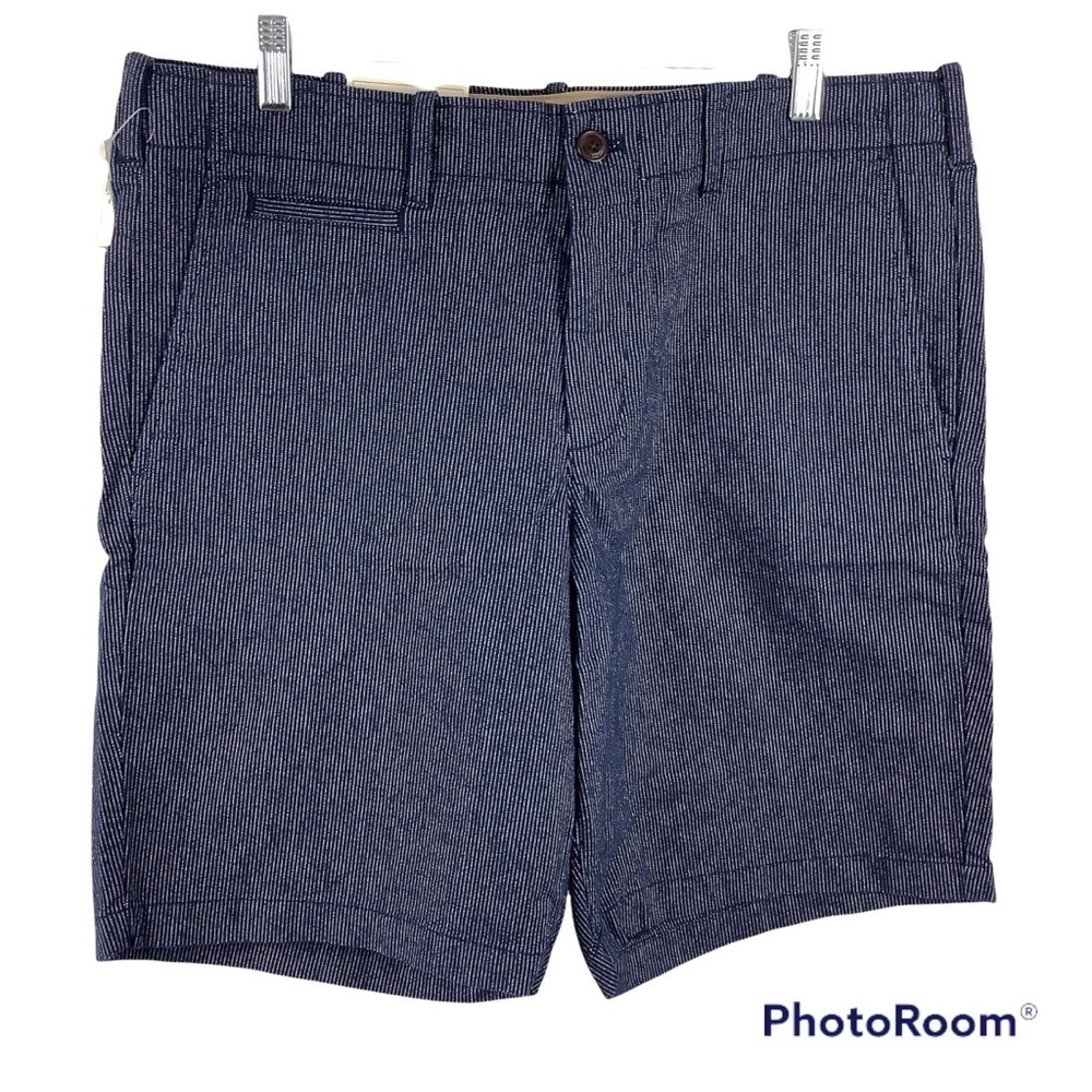 NWT Gap Navy Pin Stripe Lived-In Shorts